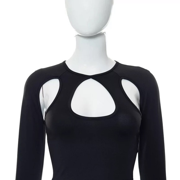 Black cut out long sleeve crop top - Picture 12 of 15